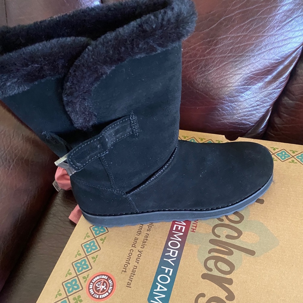 Sketchers boots